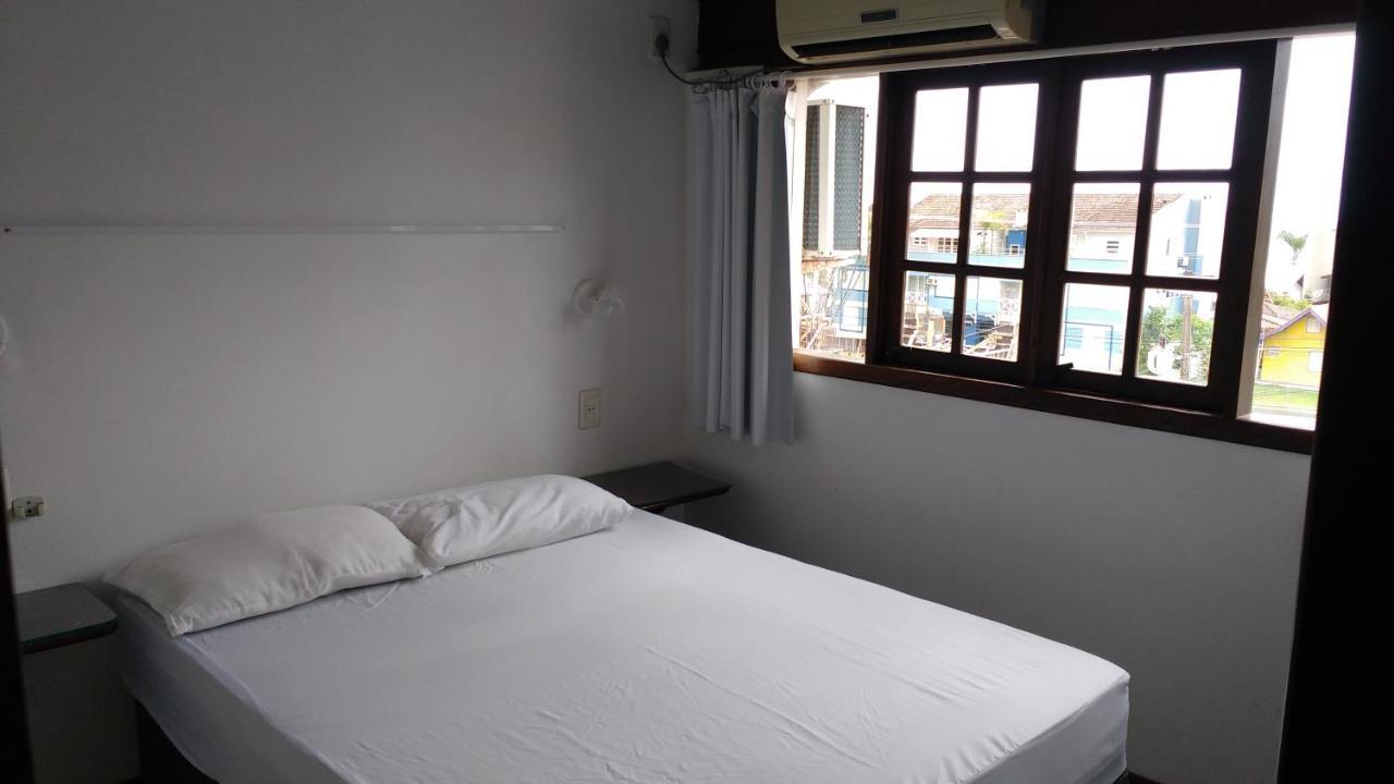 Apartamentos Morada Aquitania Бомбиняс Екстериор снимка